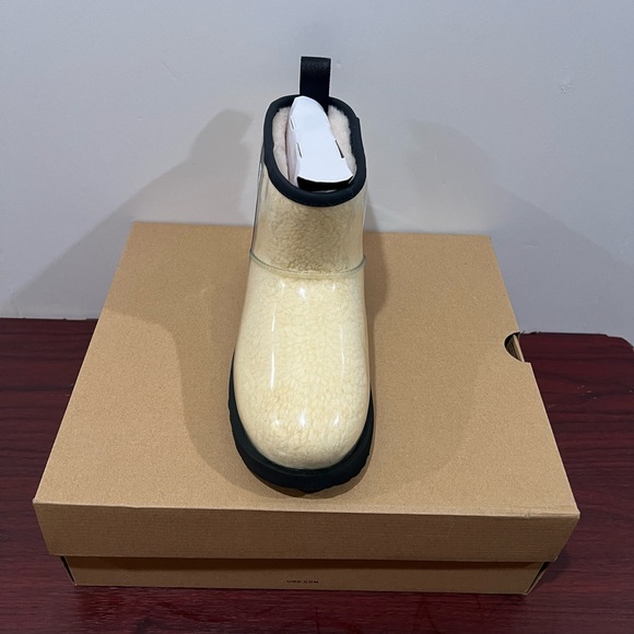 Ugg, Girls, Classic Clear Mini, 1112386K, Cream & Black - Picture 4 of 12